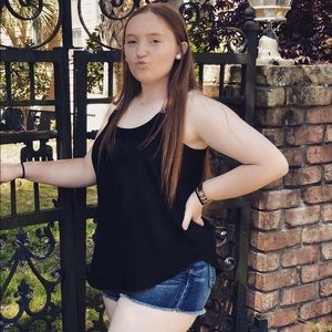 Meet your Posher, Laegan